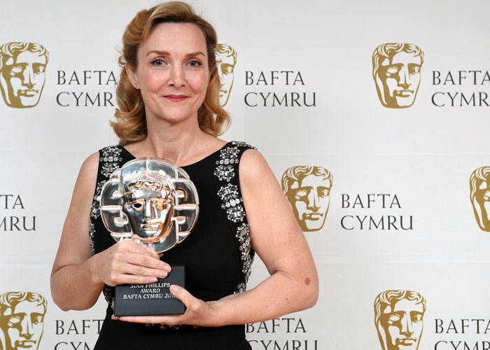 Sian-Grigg-at-BAFTA-Cymru-Awards-2016-(002)