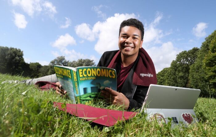 Donte Day, from Cardiff, is set to study economics at the University of Chicago