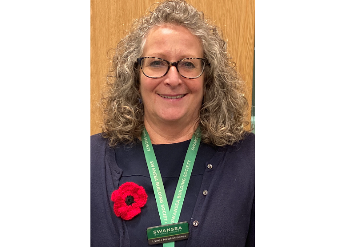 Lynda-Jones-cashier-at-Swansea-Building-Society-who-raised-535.50-by-making-and-selling-poppies-in-the-run-up-to-Remembrance-Sunday.