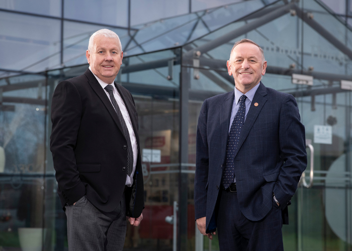 Newly-appointed-managing-director-Nigel-Harvey-and-Chairman-of-AB-Glass-Alan-Brayley