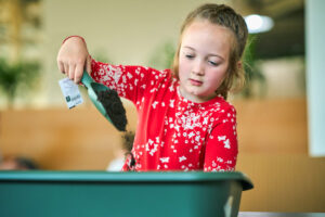 UNP - Dobbies - Little Seedlings Ambassador, Evelyn Brown, Dundee.