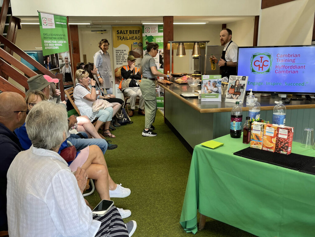 Andy's professional cookery demo_