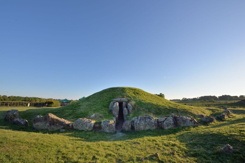 Bryn Celli Ddu image