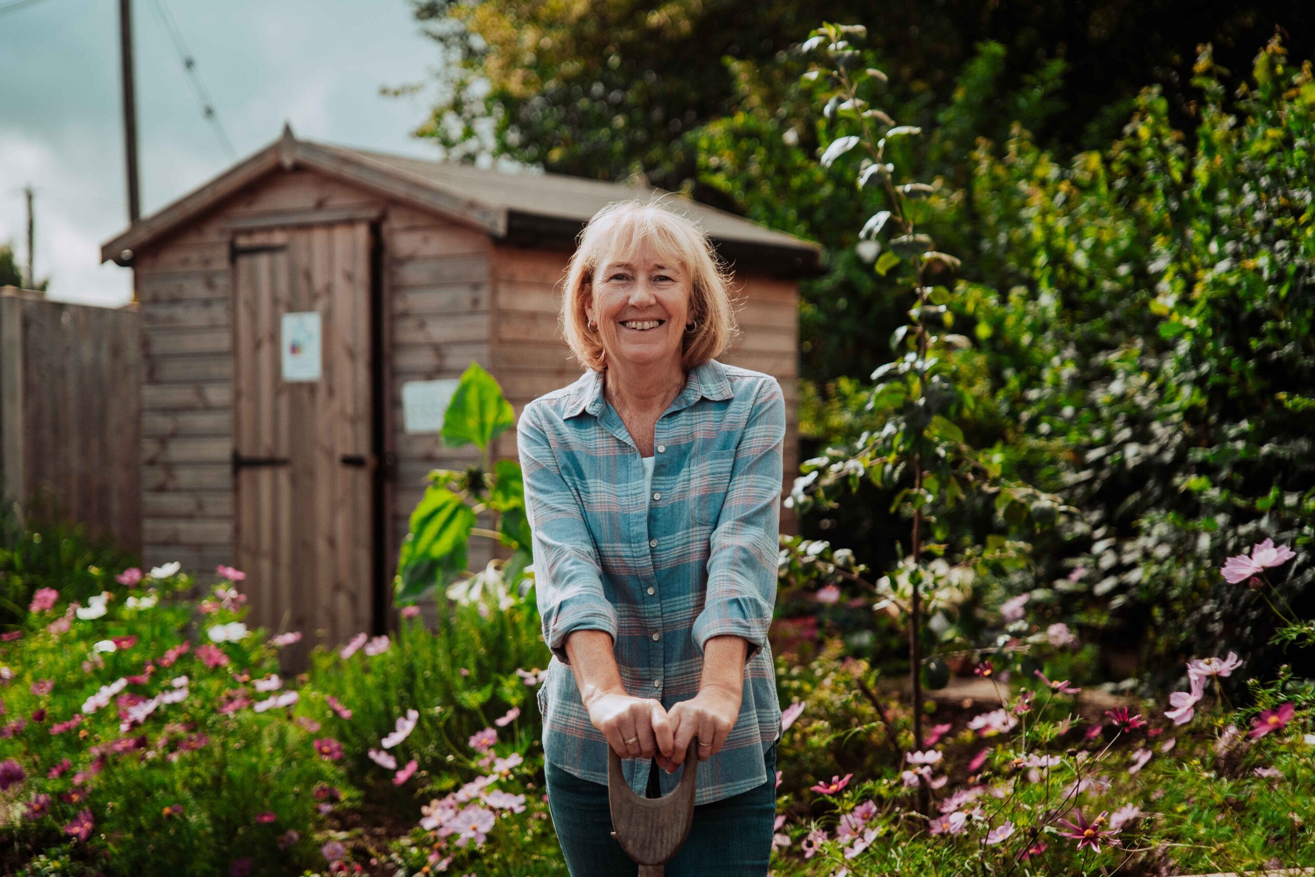 Transformation of a housing estate garden unites communities across ...