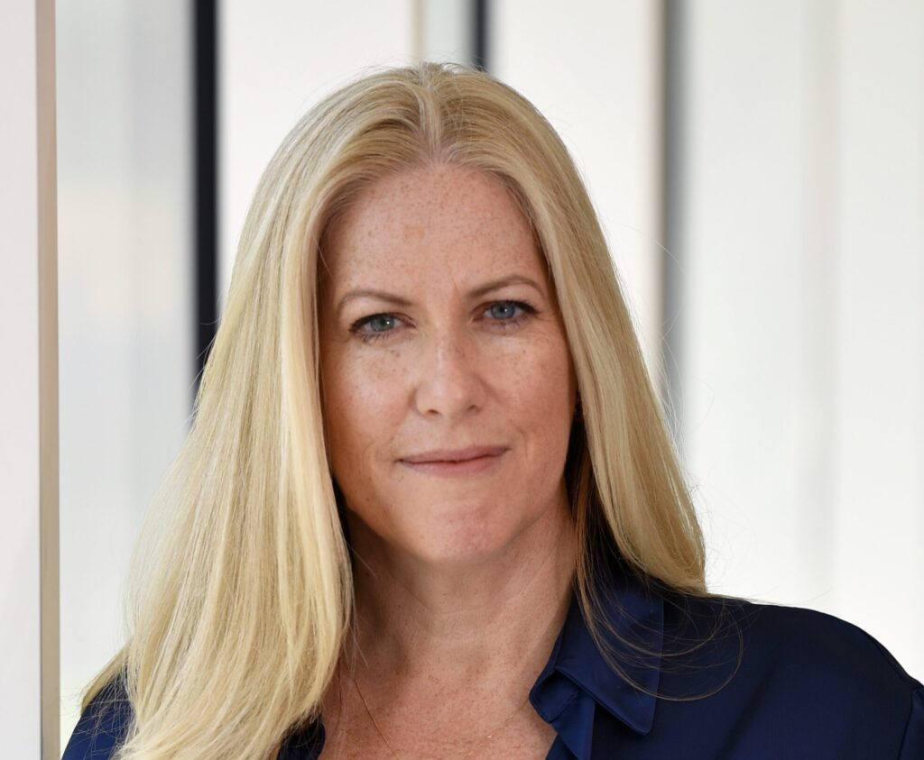 Joanna-Morris-Novuna-Business-Finance-Head-of-Marketing-and-Insight-hs