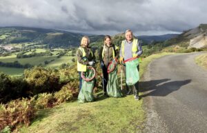 Litter picking on Panorama 28th September