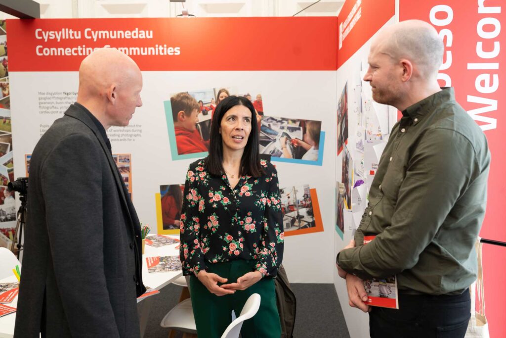 Rhodri-Llwyd-Morgan-&-Rocio-Cifuentes-(Children's-Commissioner)sm