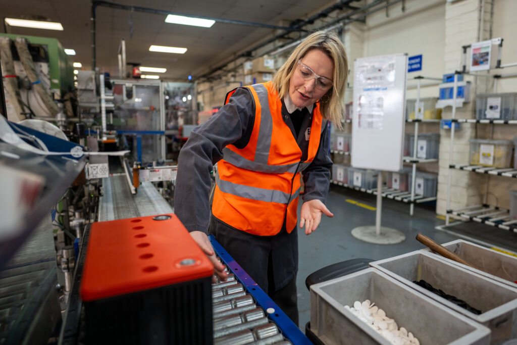 Rt.-Hon.-Jessica-Morden-MP-experiences-the-production-facilities-at-EnerSys-in-Newport-first-hand