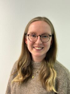 Headshot of Sophie Akers.