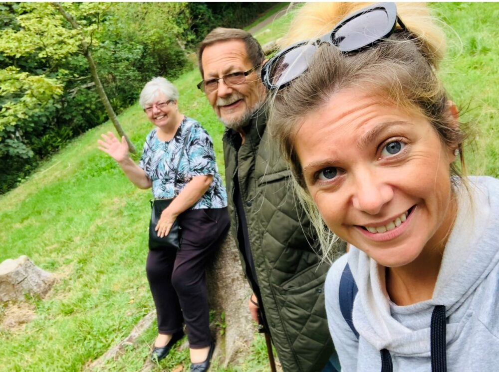 Steph with her late dad, Howard, and her mum