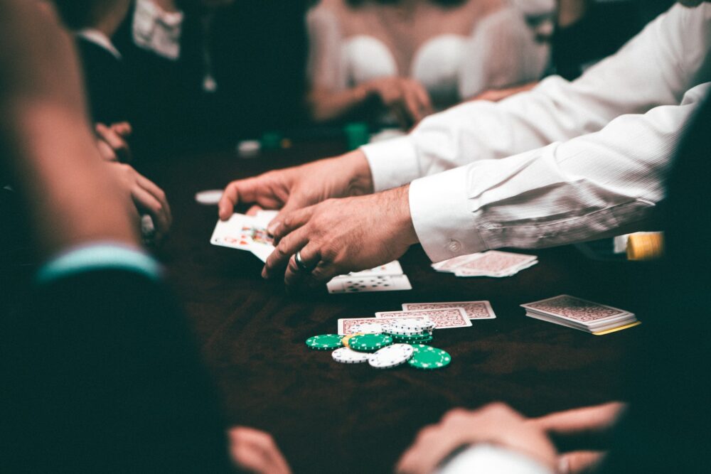 The Connection Between casinos online and Decision-Making